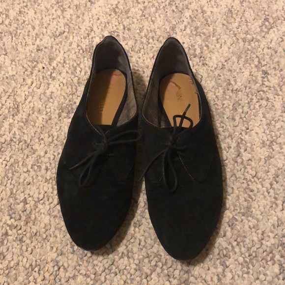 Nine West Flats Suede size 7, black - Picture 3 of 4